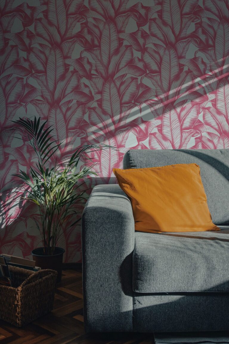 Bold Pink Banana Leaves Wallpaper / Tropical Removable