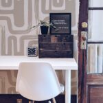 Hazelnut & White Color Brush Stroke Labyrinth Pattern Removable Wallpaper